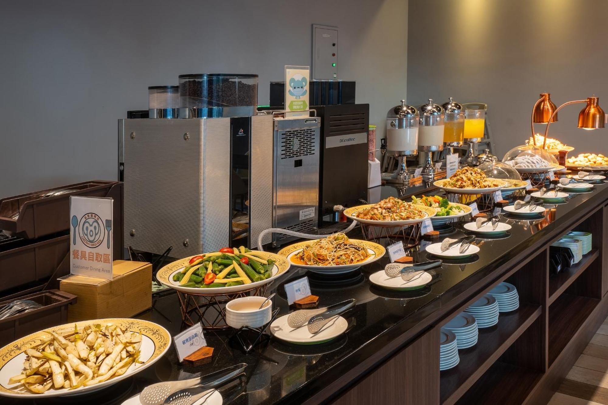 Check Inn Magi Kids Hotel Luodong Esterno foto