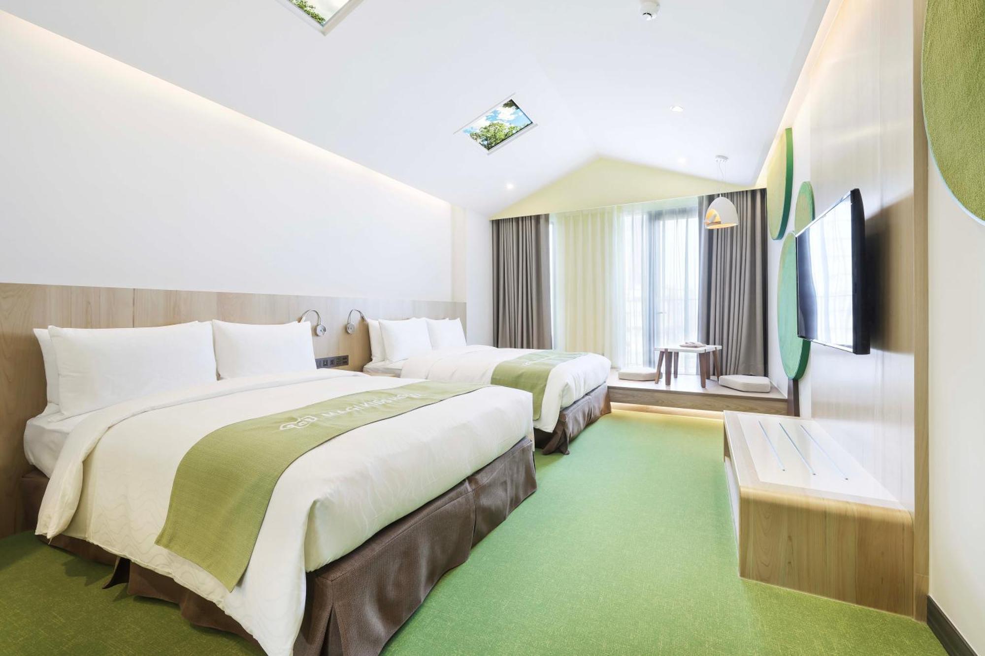 Check Inn Magi Kids Hotel Luodong Esterno foto